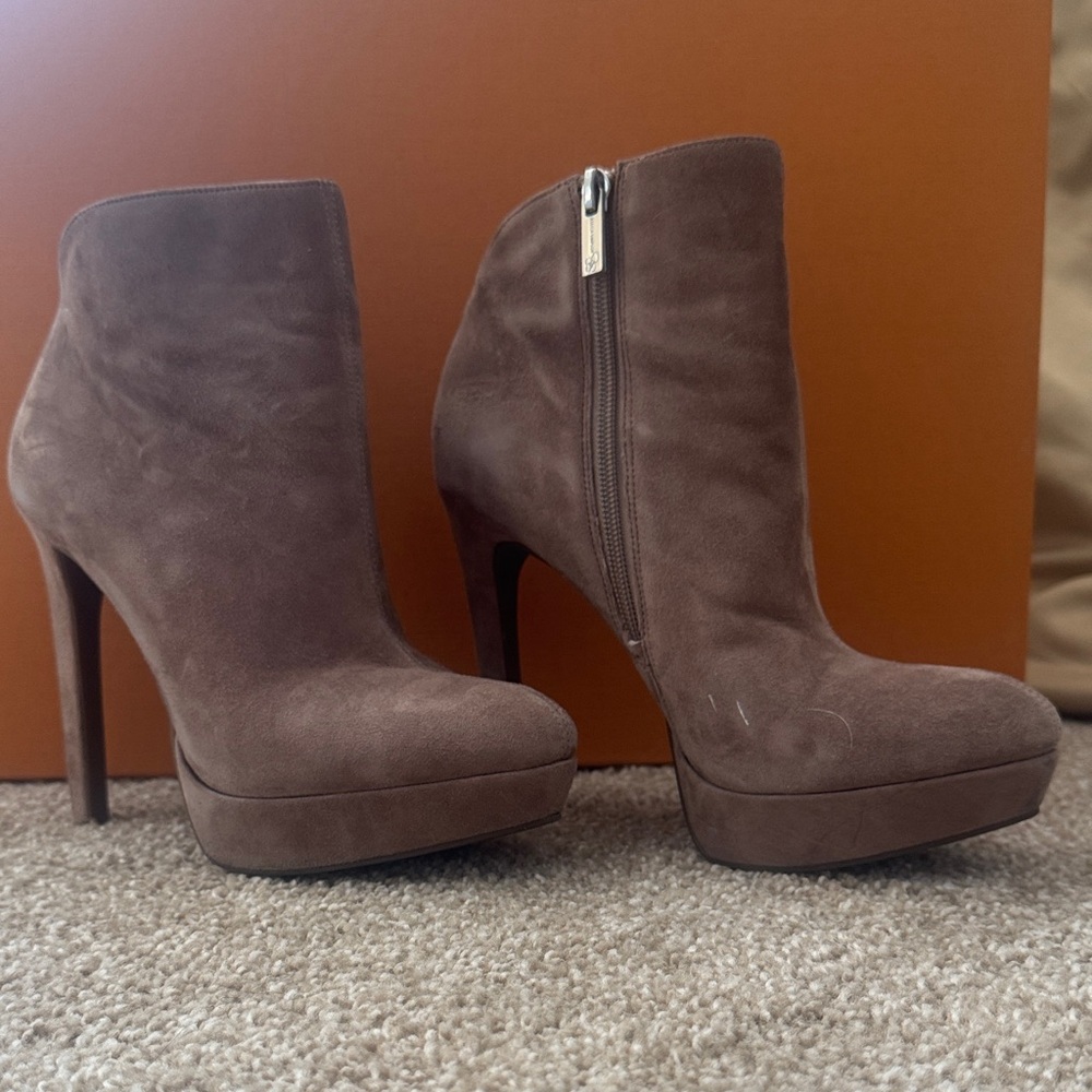 Jessica Simpson Taupe Heeled Boots